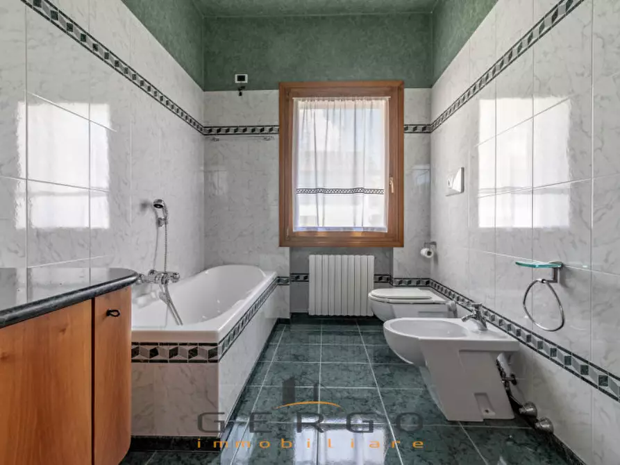 Immagine 19 di Villa in vendita  in Via San Martino a Valdobbiadene