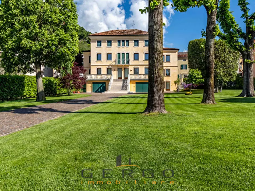 Immagine 29 di Villa in vendita  in Via San Martino a Valdobbiadene