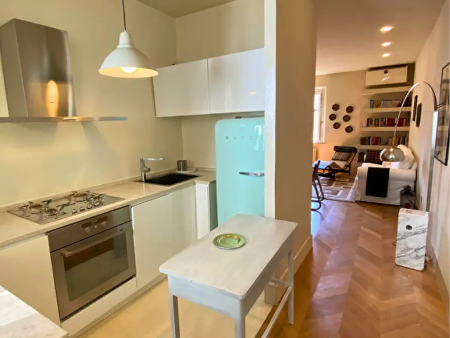 Immagine 5 di Appartamento in vendita  in VIA XX MARZO a Parma