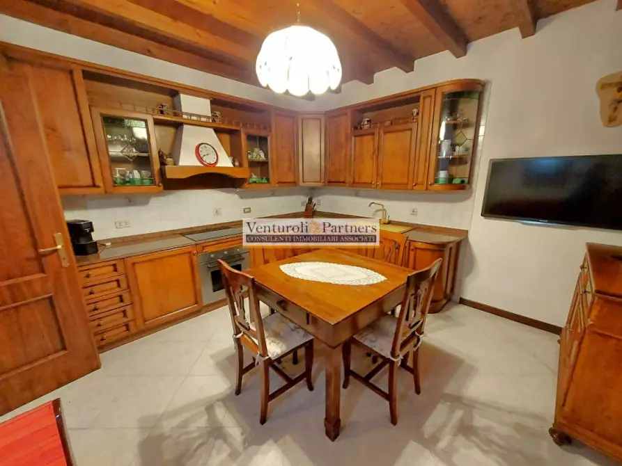 Immagine 14 di Villa in vendita  in via volturno a Brescia