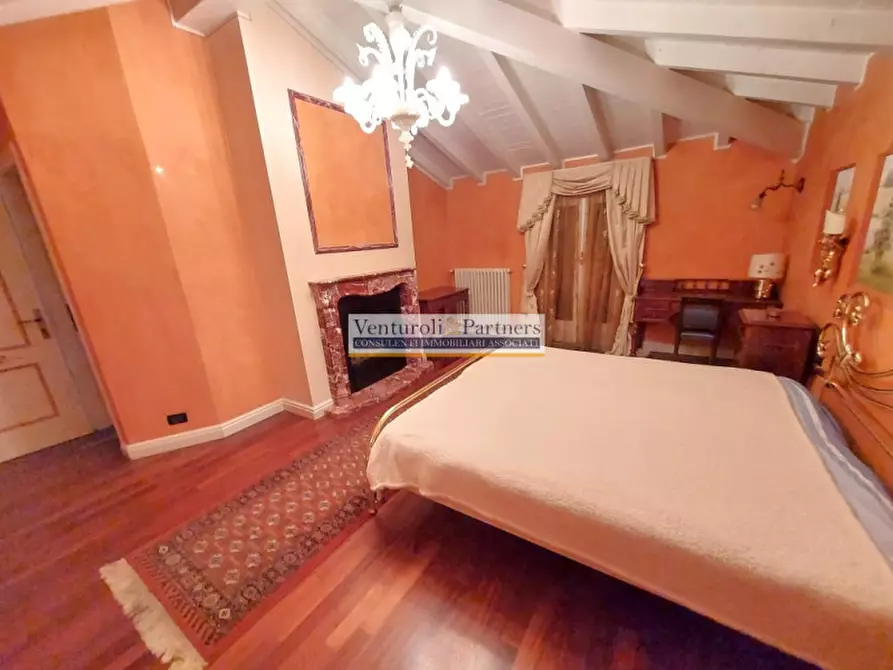 Immagine 29 di Villa in vendita  in via volturno a Brescia