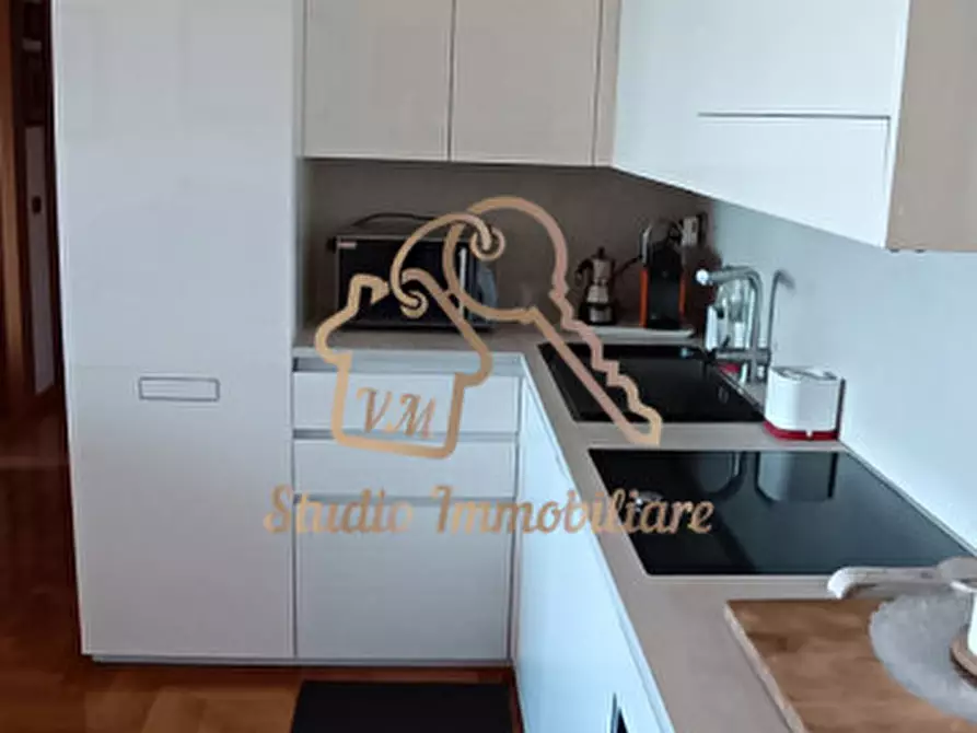 Immagine 5 di Appartamento in vendita  in Via Riva Ligure, 45 a Roma