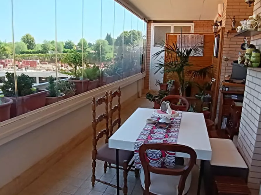 Immagine 8 di Appartamento in vendita  in Via Riva Ligure, 45 a Roma