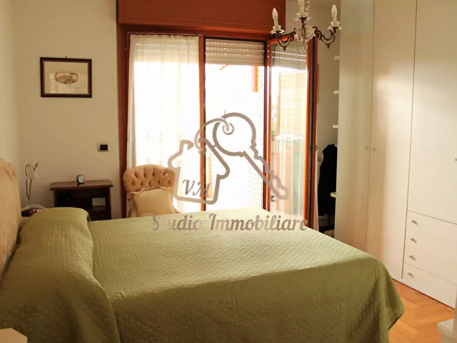 Immagine 17 di Appartamento in vendita  in Via Riva Ligure, 45 a Roma