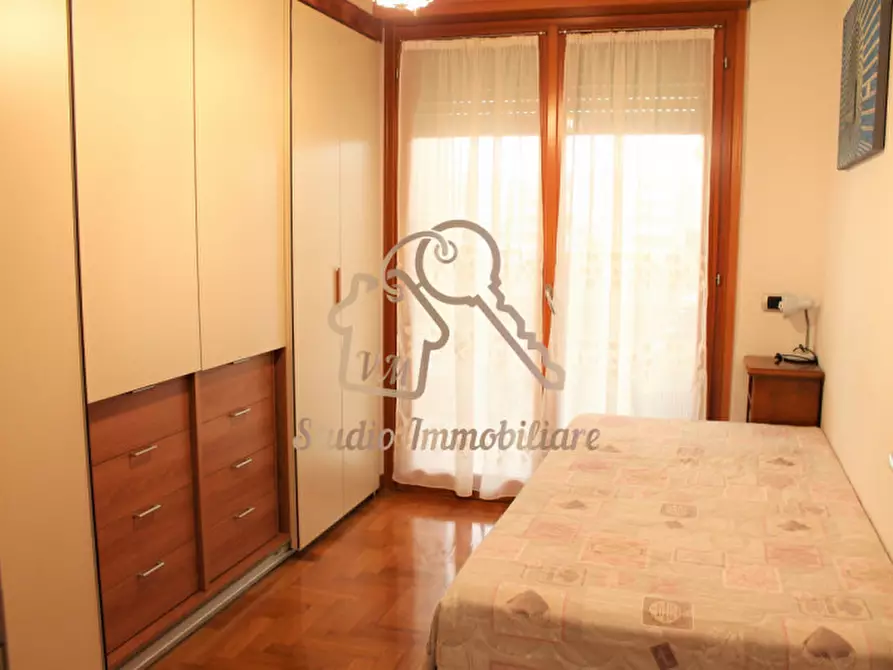 Immagine 24 di Appartamento in vendita  in Via Riva Ligure, 45 a Roma