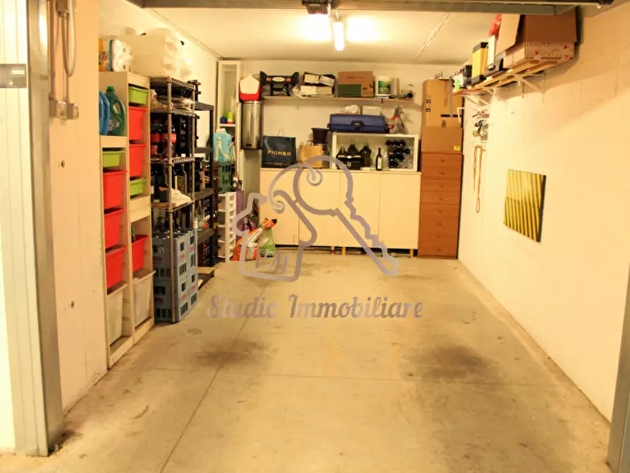 Immagine 28 di Appartamento in vendita  in Via Riva Ligure, 45 a Roma