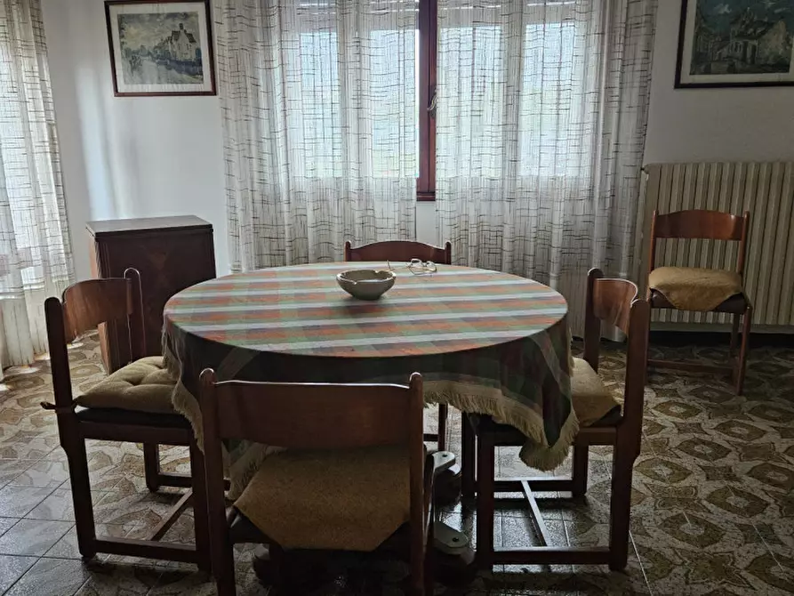 Immagine 1 di Casa indipendente in vendita  in Via Roma a Ospedaletto Euganeo