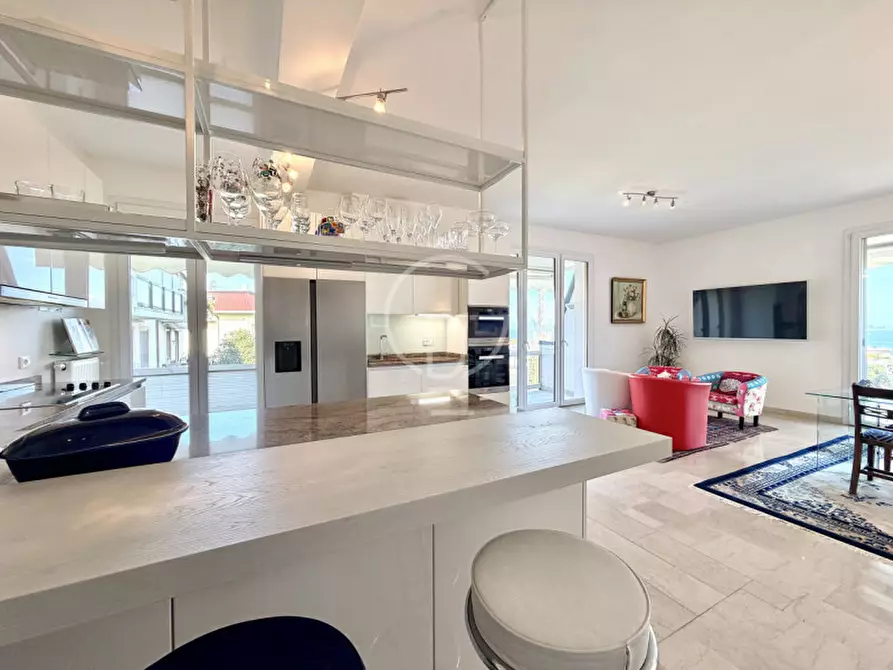 Immagine 16 di Appartamento in vendita  in Via lungolago cesare battisti a Desenzano Del Garda