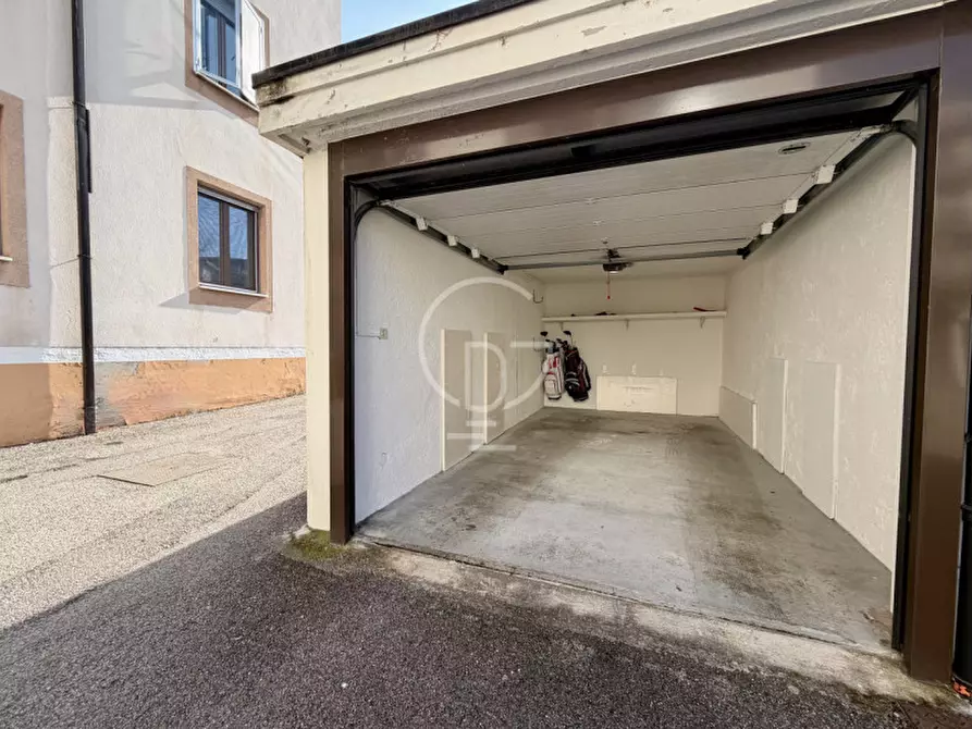 Immagine 31 di Appartamento in vendita  in Via lungolago cesare battisti a Desenzano Del Garda