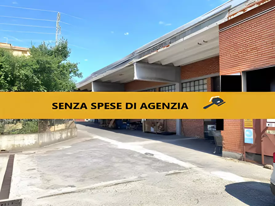 Immagine 1 di Magazzino in vendita  in Via Ferdinando Meneghezzi 2 a Crema