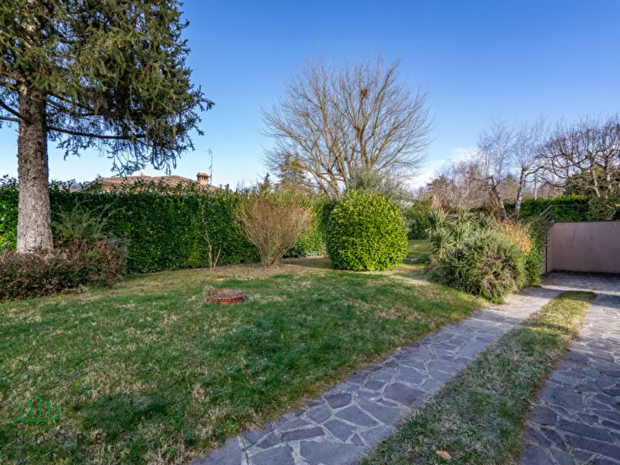 Immagine 9 di Villa in vendita  in Via Alexander Fleming a Monte San Pietro