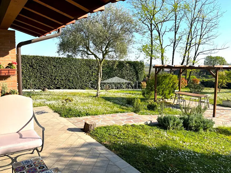 Immagine 3 di Villa in vendita  in Località Monte Maino a Desenzano Del Garda