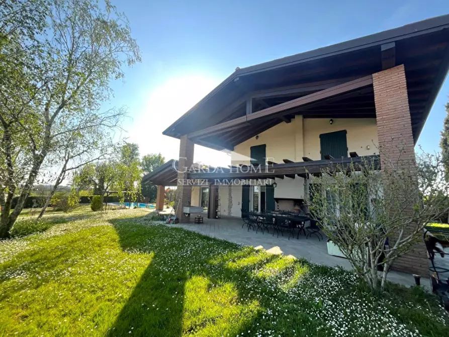 Immagine 5 di Villa in vendita  in Località Monte Maino a Desenzano Del Garda