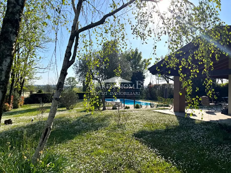 Immagine 7 di Villa in vendita  in Località Monte Maino a Desenzano Del Garda