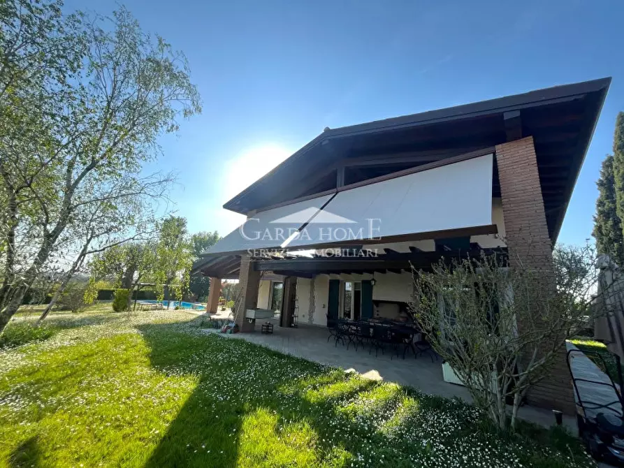 Immagine 5 di Villa in vendita  in Località Monte Maino a Desenzano Del Garda