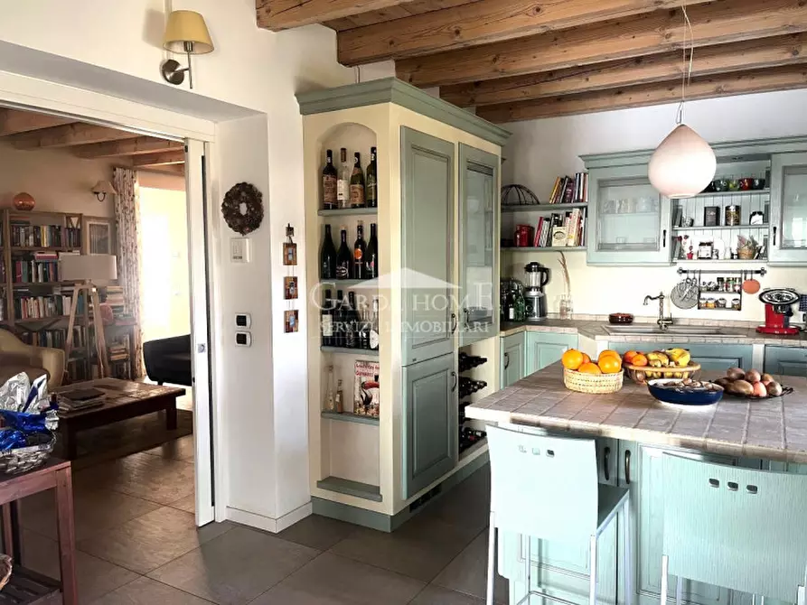 Immagine 17 di Villa in vendita  in Località Monte Maino a Desenzano Del Garda
