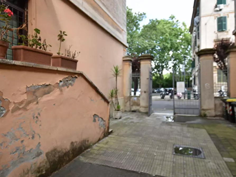 Immagine 6 di Appartamento in vendita  in Via Galileo Ferraris a Roma