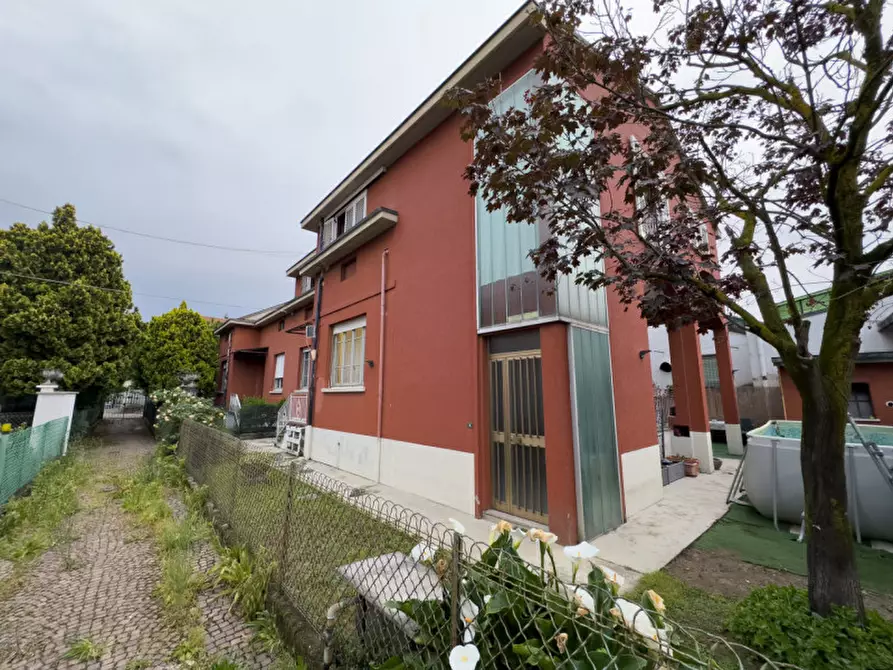 Immagine 91 di Villa in vendita  in Via Gramsci 7 a Cornate D'adda