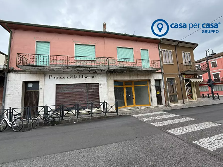 Immagine 5 di Negozio in vendita  in Via Roma a Corbola