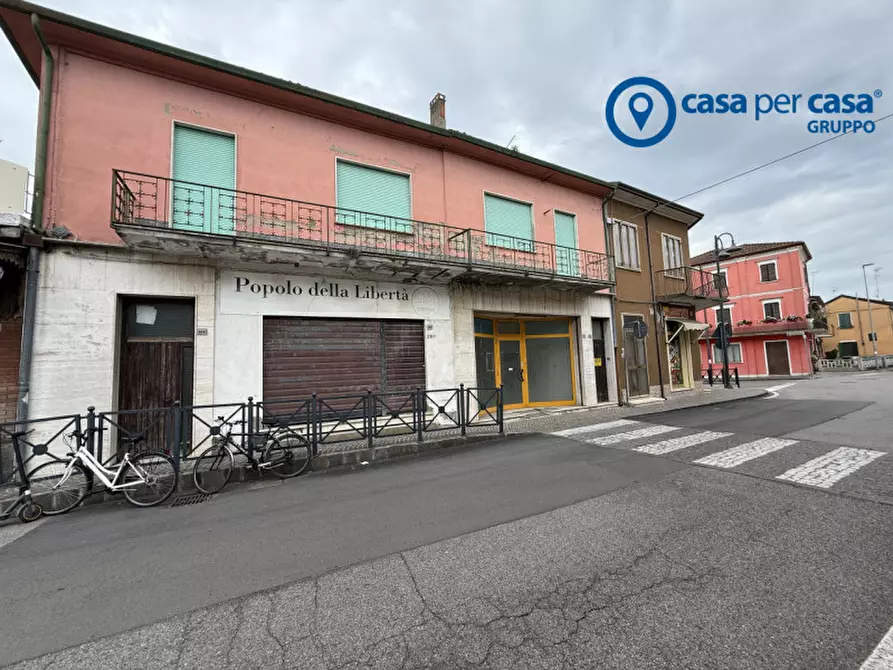 Immagine 6 di Negozio in vendita  in Via Roma a Corbola