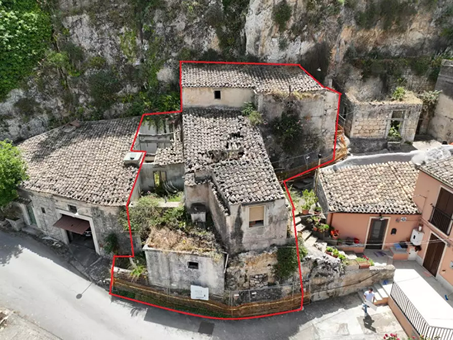 casa indipendente in vendita a Modica