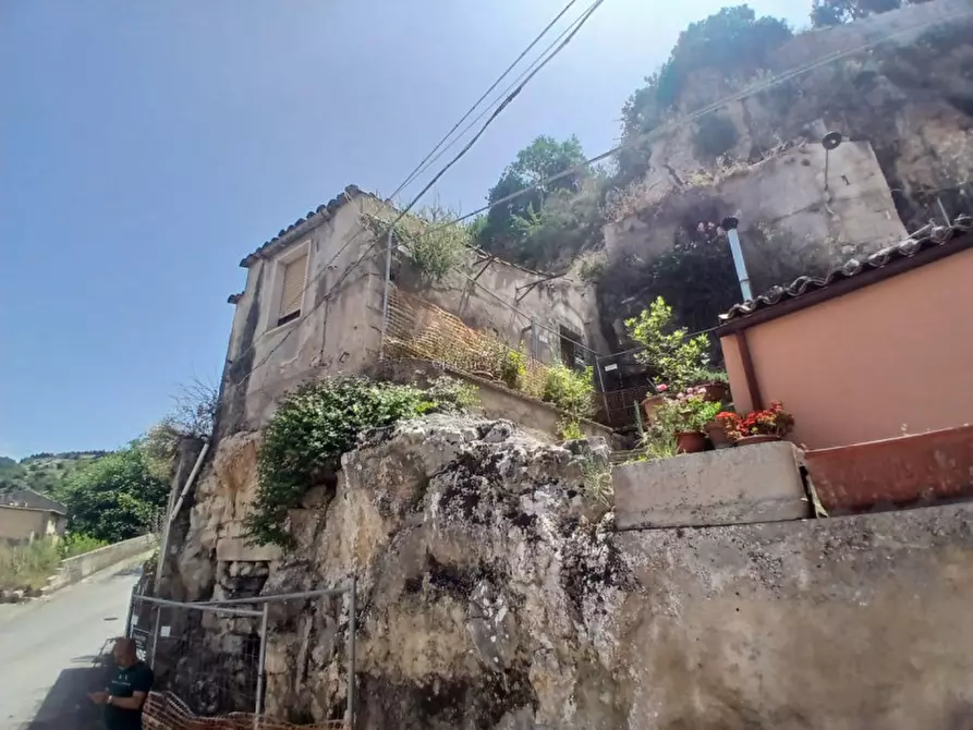 Immagine 6 di Casa indipendente in vendita  a Modica