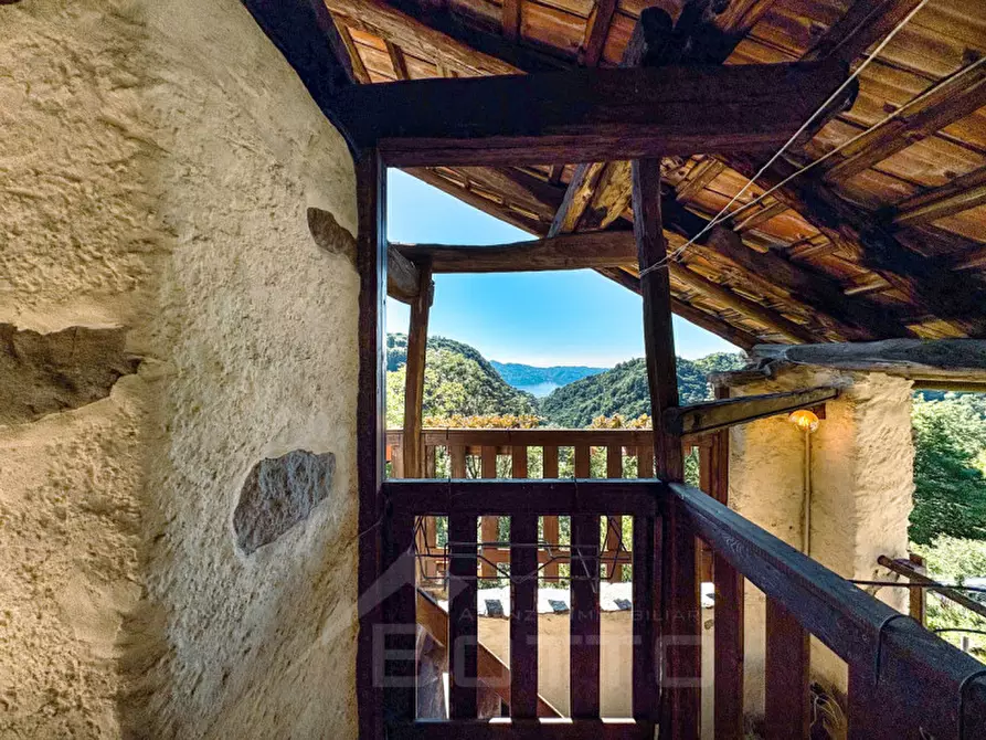 Immagine 33 di Casa indipendente in vendita  in Via Molino 26 a Arola