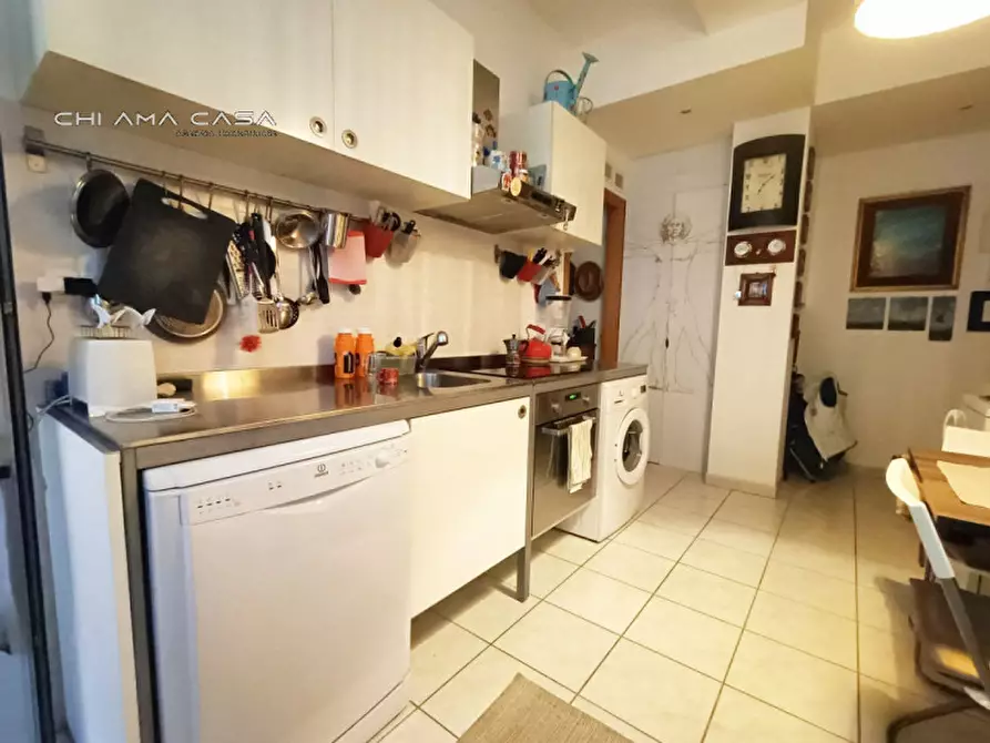 Immagine 5 di Appartamento in vendita  a Pesaro