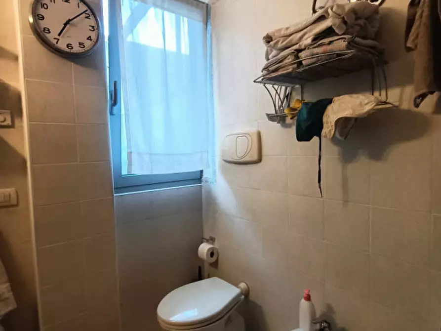 Immagine 9 di Appartamento in vendita  a Pesaro