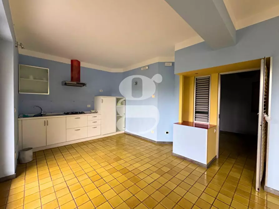 Immagine 3 di Appartamento in vendita  in VIA NETTUNO a Milazzo