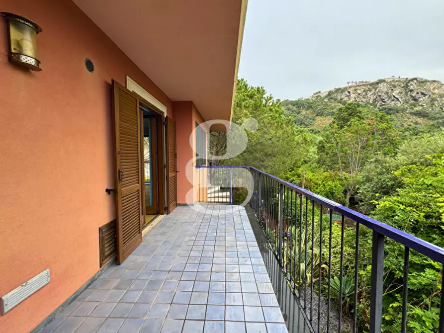 Immagine 12 di Appartamento in vendita  in VIA NETTUNO a Milazzo