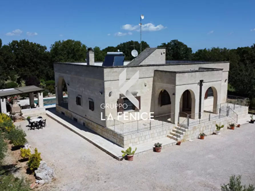 Immagine 11 di Villa in vendita  in c.da Ficazza 27 a Locorotondo