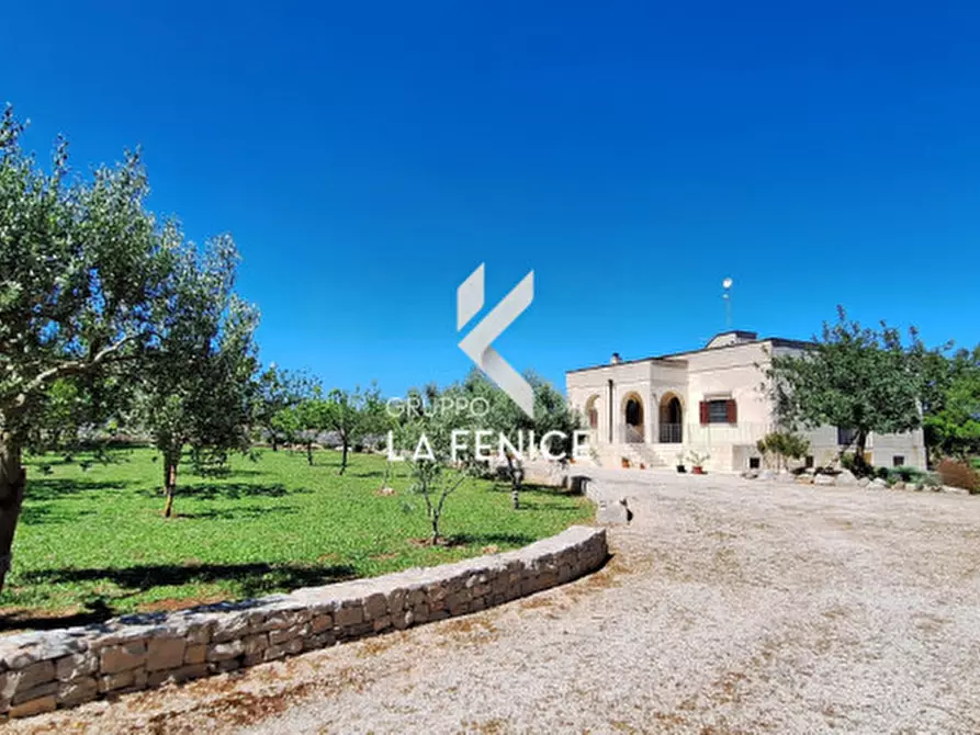 Immagine 25 di Villa in vendita  in c.da Ficazza 27 a Locorotondo