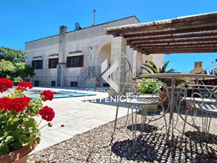Immagine 42 di Villa in vendita  in c.da Ficazza 27 a Locorotondo