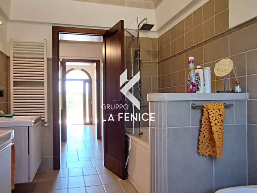 Immagine 71 di Villa in vendita  in c.da Ficazza 27 a Locorotondo