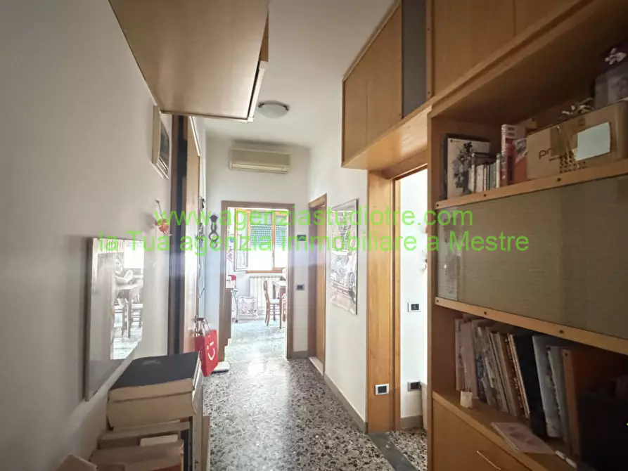 Immagine 5 di Appartamento in vendita  in via castellana 24 a Venezia