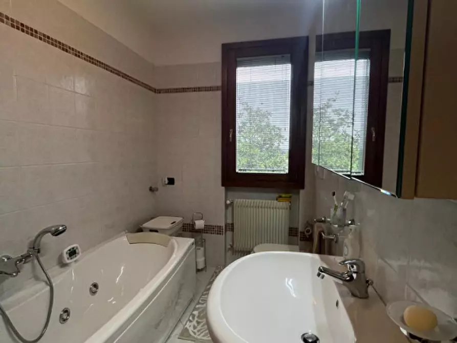 Immagine 6 di Appartamento in vendita  in via Pastrengo a Paese