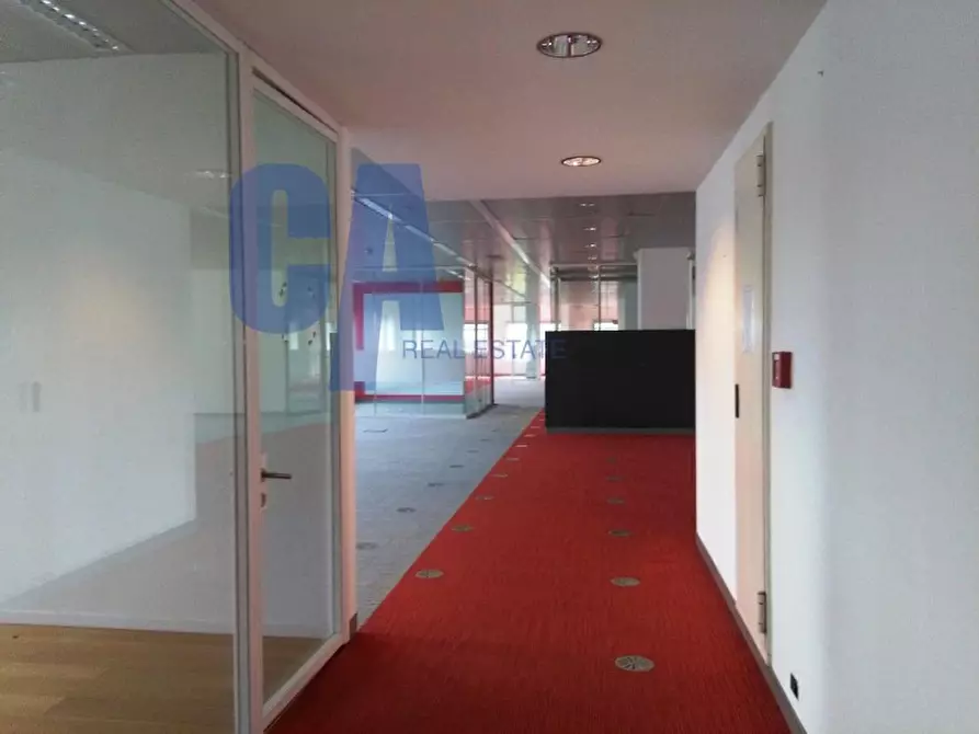 Immagine 18 di Ufficio in affitto  in VIALE PIERO E ALBERTO PIRELLI a Milano