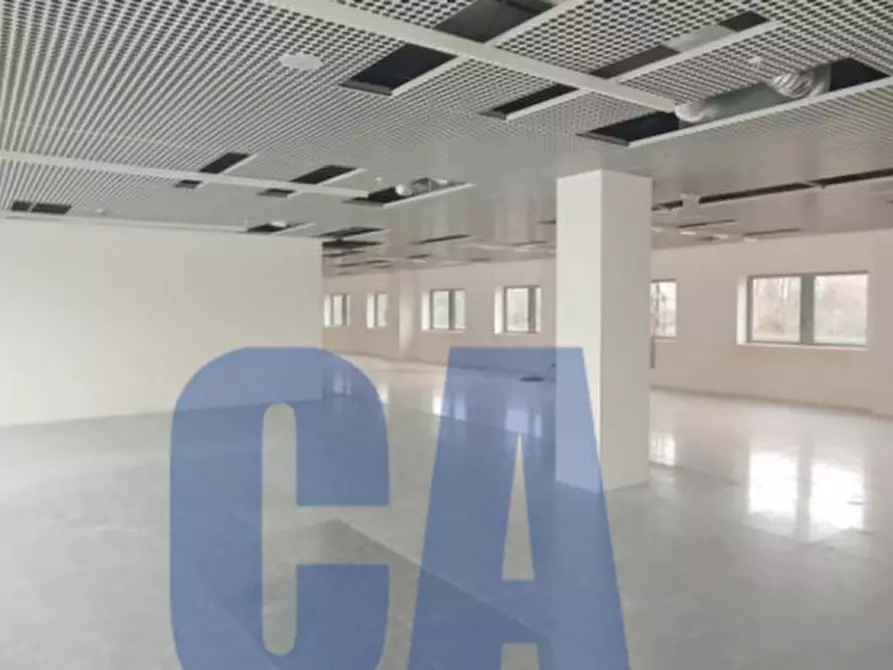 Immagine 1 di Ufficio in affitto  in VIALE PIERO E ALBERTO PIRELLI a Milano