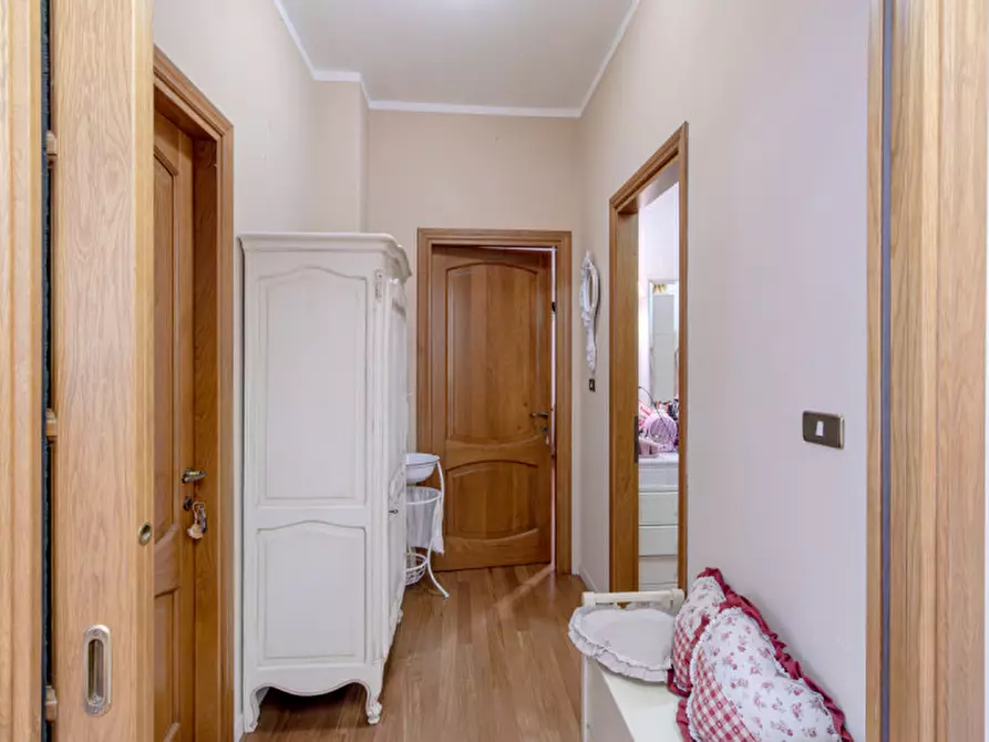 Immagine 14 di Casa bifamiliare in vendita  in via toscana a Bologna