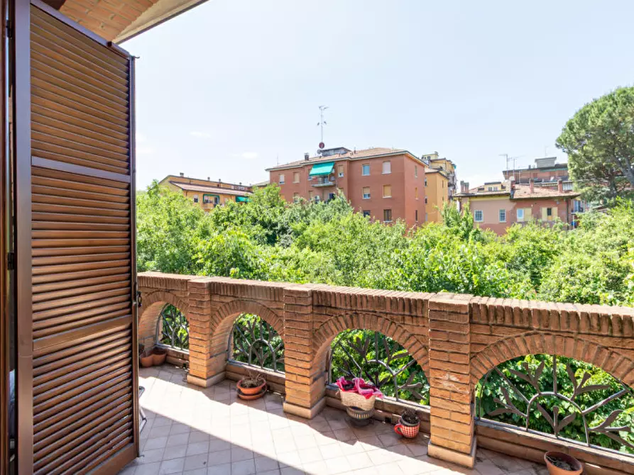 Immagine 21 di Casa bifamiliare in vendita  in via toscana a Bologna
