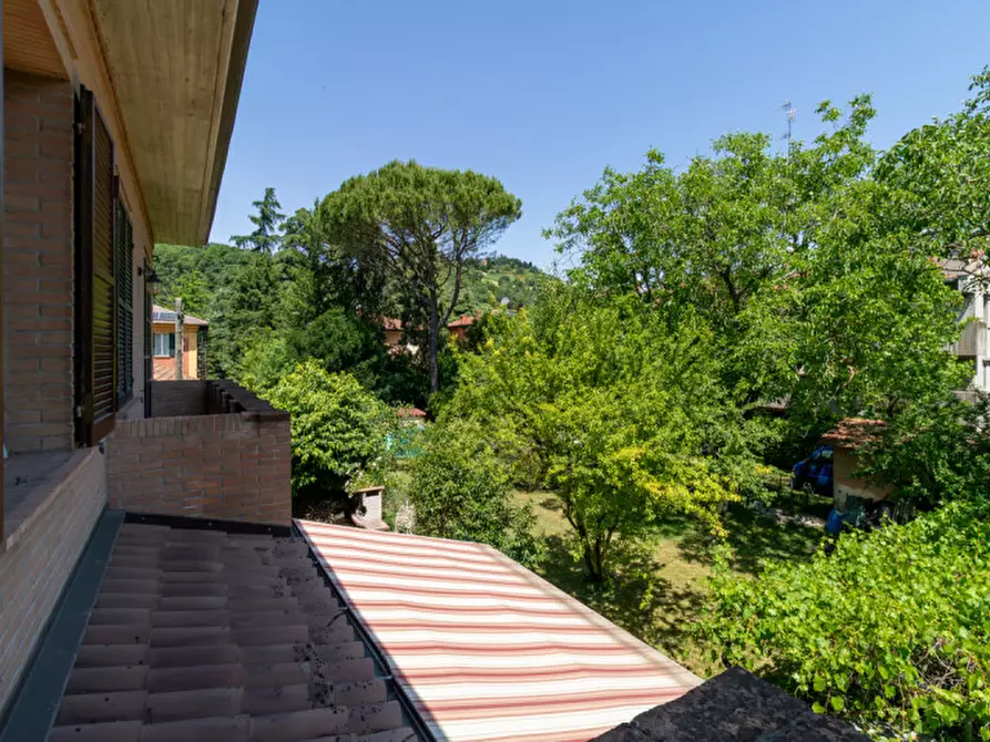 Immagine 34 di Casa bifamiliare in vendita  in via toscana a Bologna