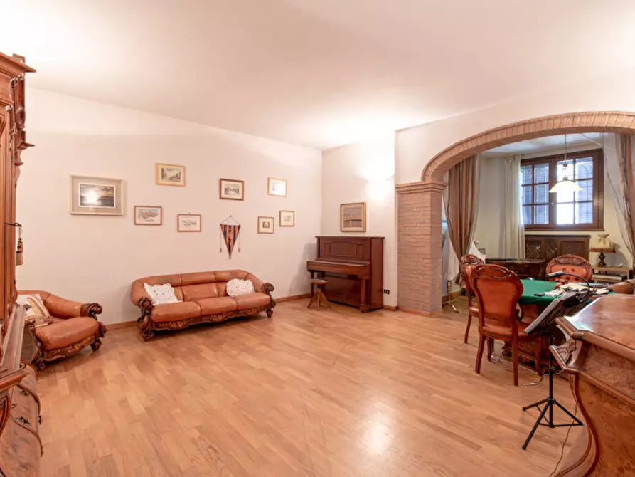 Immagine 47 di Casa bifamiliare in vendita  in via toscana a Bologna