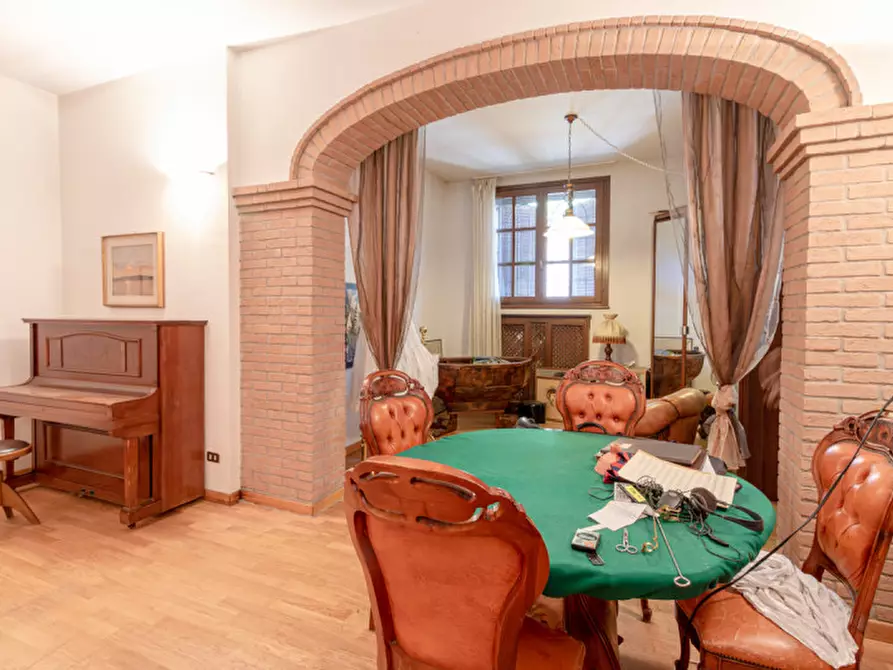 Immagine 50 di Casa bifamiliare in vendita  in via toscana a Bologna