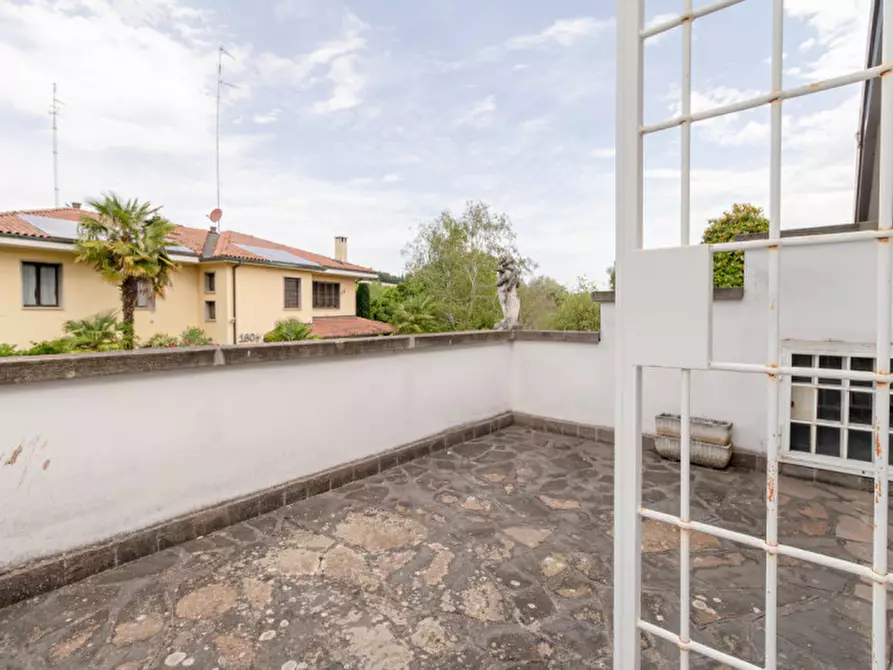 Immagine 56 di Casa bifamiliare in vendita  in via jussi a San Lazzaro Di Savena