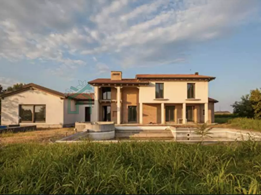 Immagine 2 di Villa in vendita  in via casenuove a San Donà Di Piave