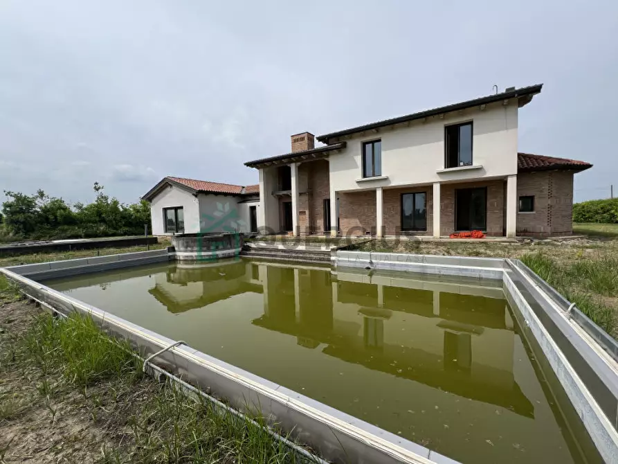 Immagine 7 di Villa in vendita  in via casenuove a San Donà Di Piave