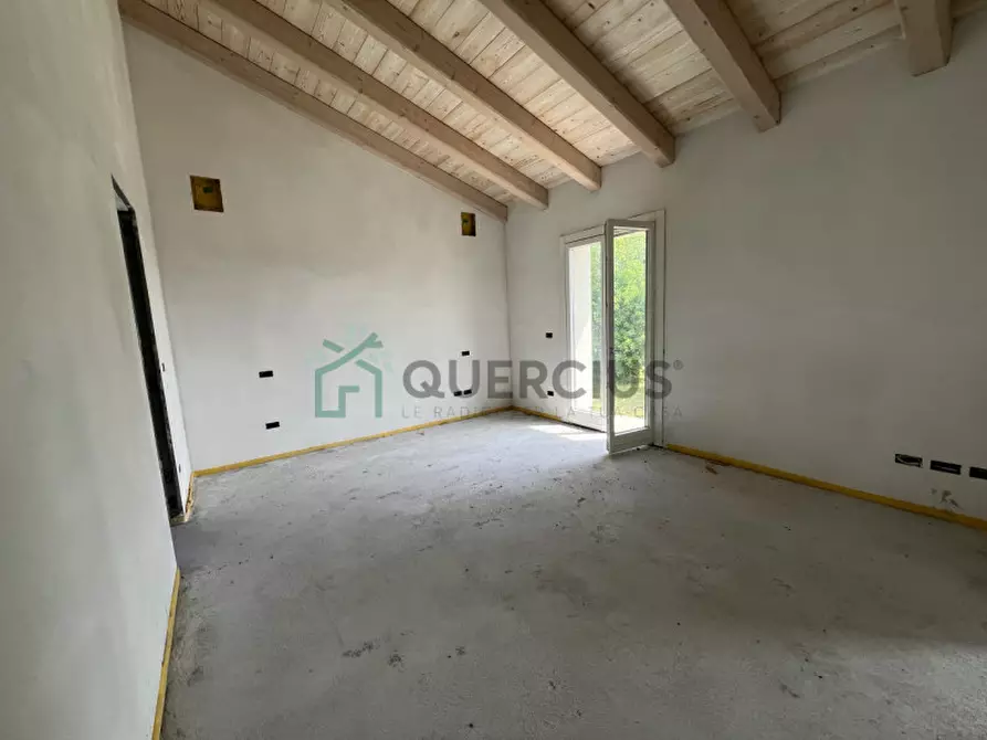 Immagine 11 di Villa in vendita  in via casenuove a San Donà Di Piave