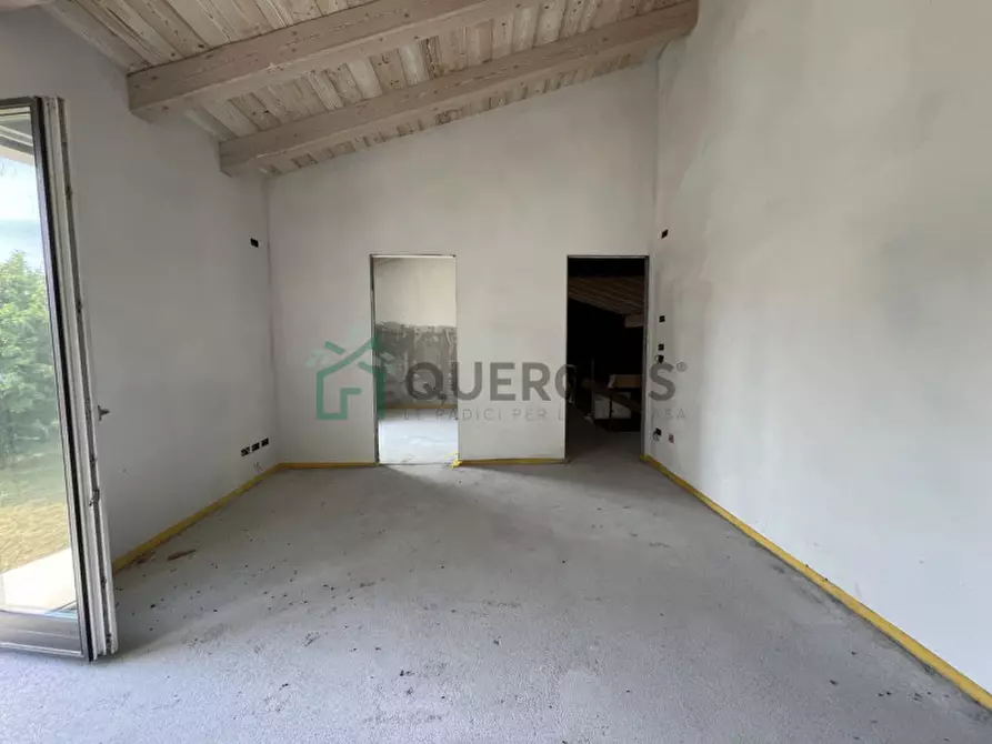 Immagine 12 di Villa in vendita  in via casenuove a San Donà Di Piave