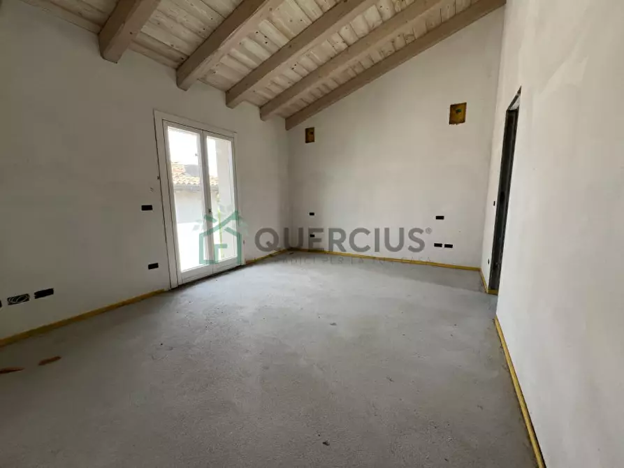 Immagine 16 di Villa in vendita  in via casenuove a San Donà Di Piave